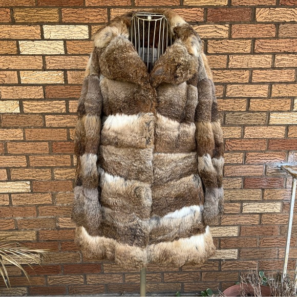The most absolutely stunning, super soft Fur Coat I’ve ever owned - Picture 6 of 10
